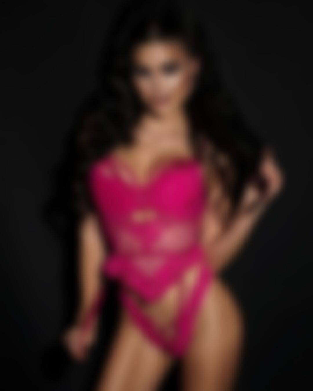 Портфолио эскорт модели Амины в ОАЭ