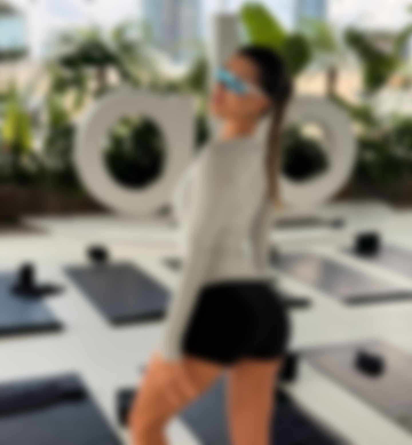 Анна Гуляева - профессиональные занятия йогой