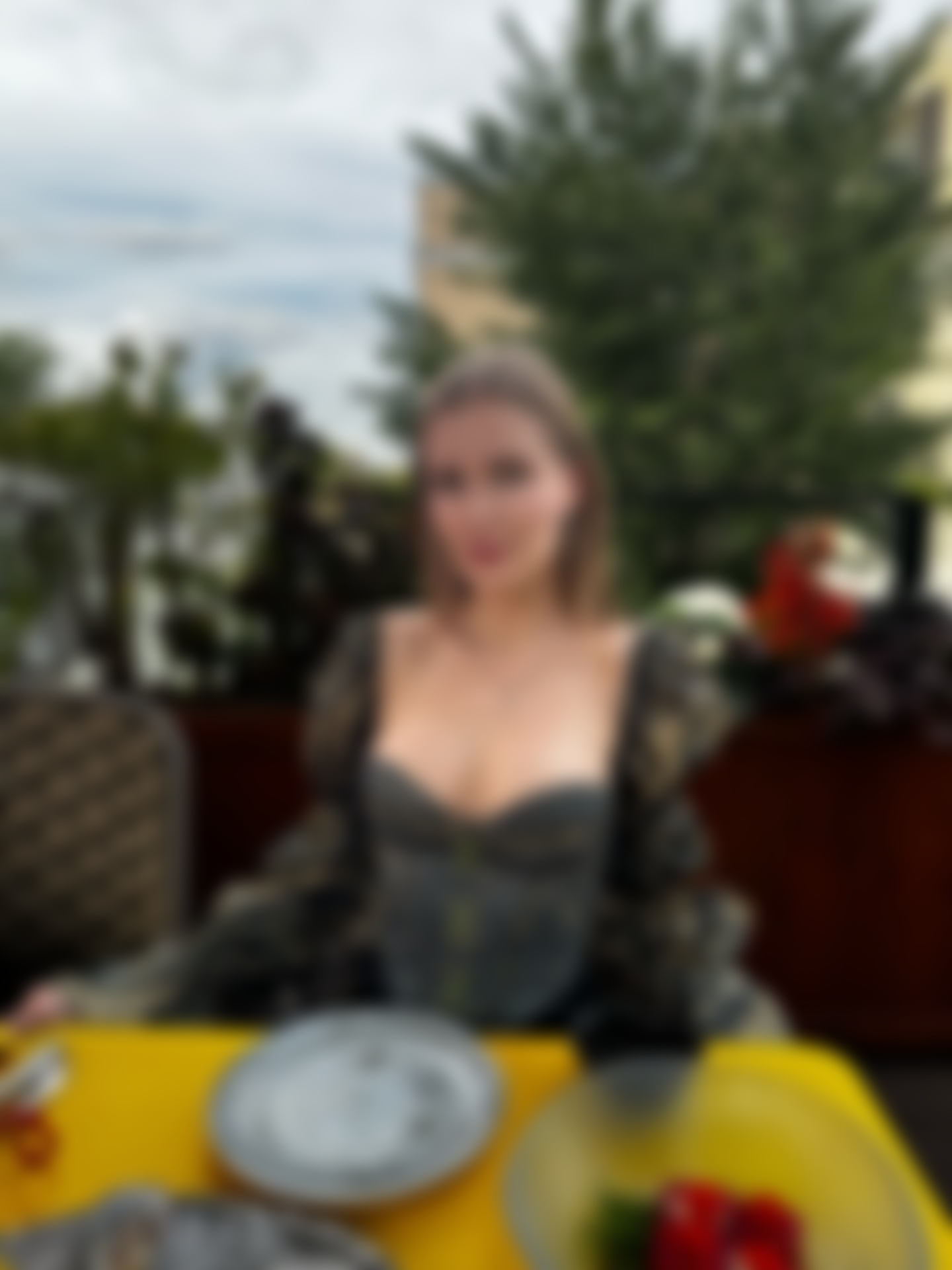 Профессиональные фото Ангелины Робингуд для эскорта