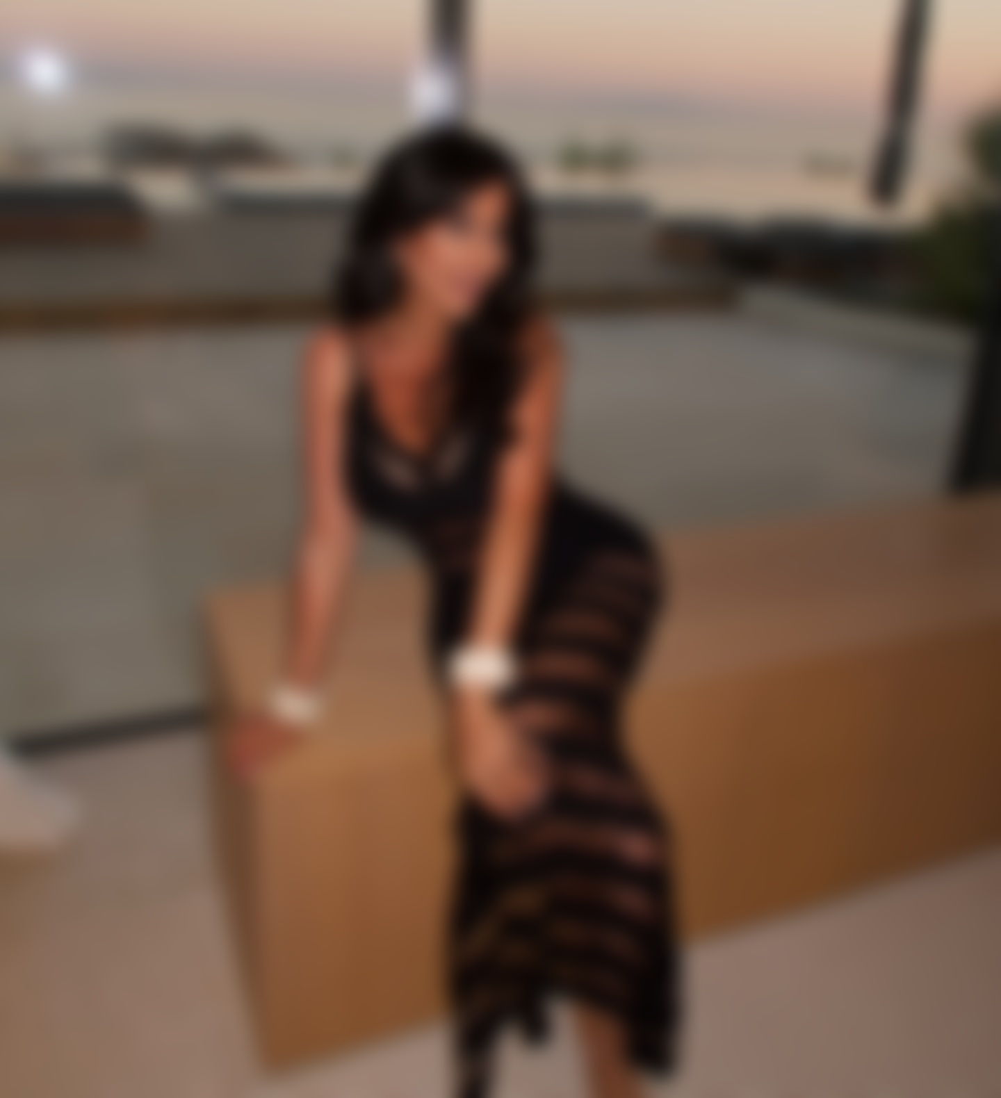 Наида - элитная эскорт модель на светском мероприятии в Москве