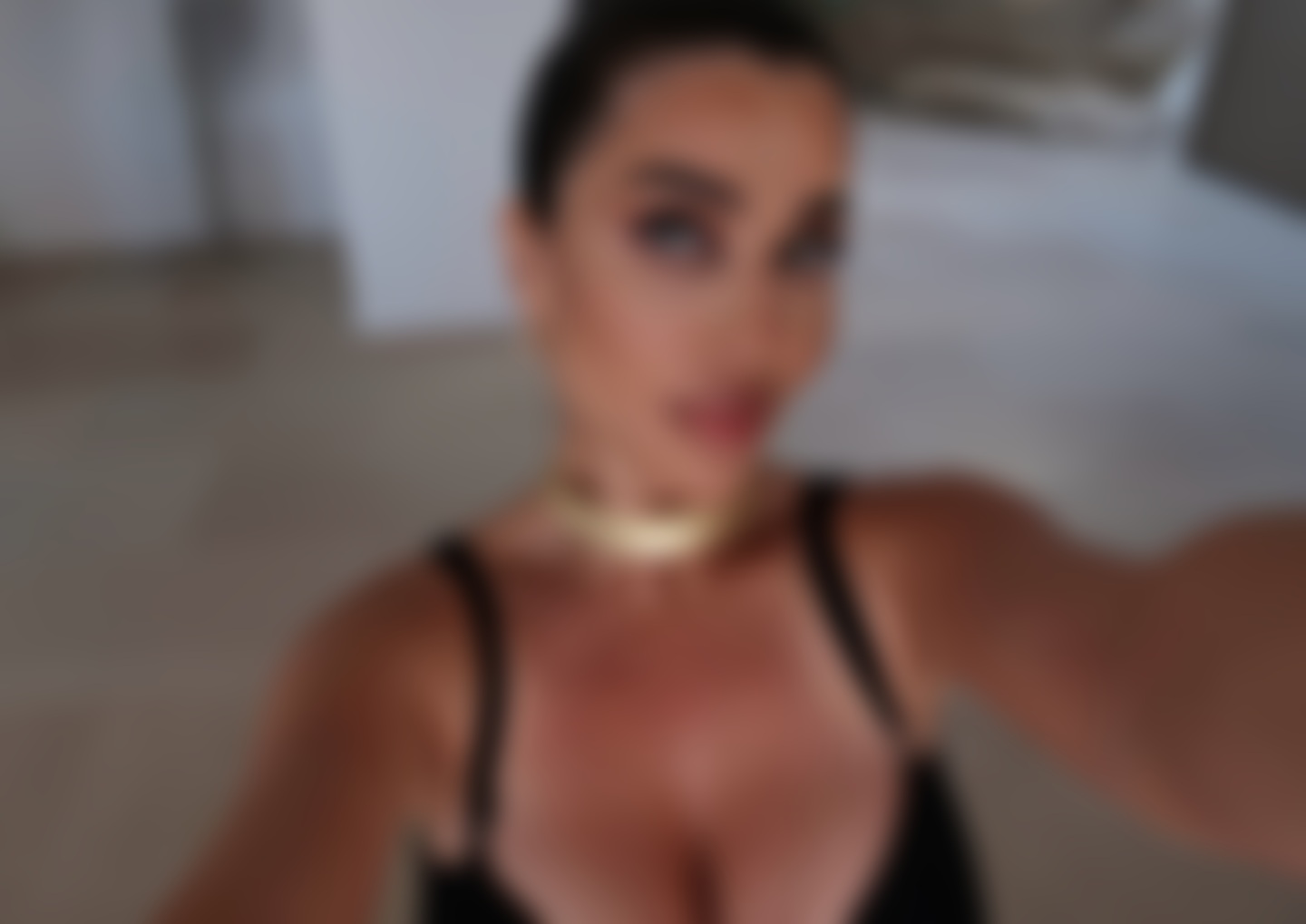 Эксклюзивная эскорт модель Наида - международный уровень сопровождения из Москвы